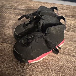 Jordan Retro 6 Toddler 5C